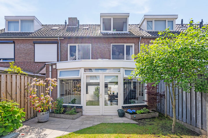 Bekijk foto 4 van Elzehoutstraat 17