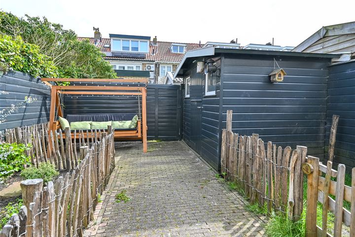 Bekijk foto 47 van Delftlaan 227