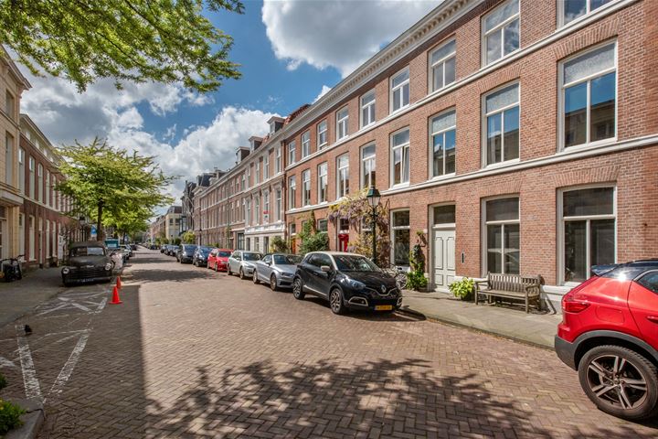 Bekijk foto 1 van Billitonstraat 20