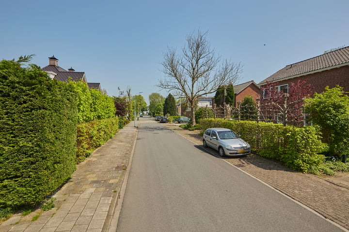 Bekijk foto 53 van Sportveldweg 14