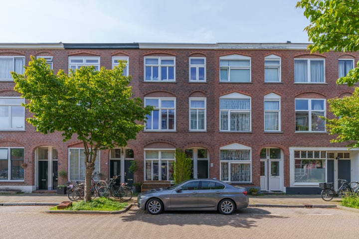 Bekijk foto 1 van Johannes Camphuysstraat 37-B