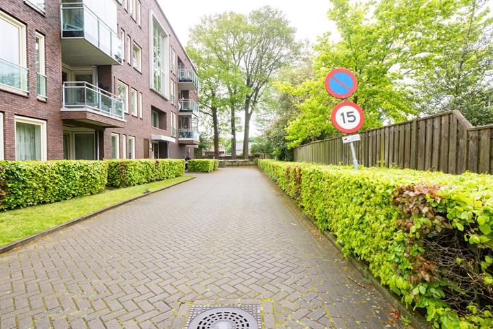 Bekijk foto 3 van Oldenzaalsestraat 461-37