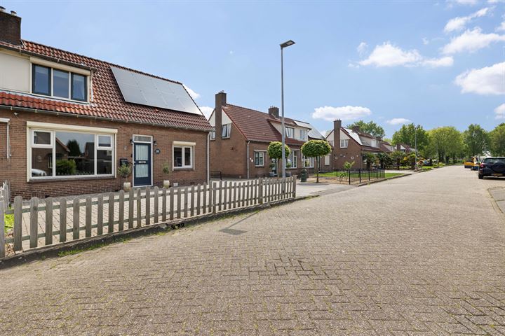 Bekijk foto 42 van Leemweg 45