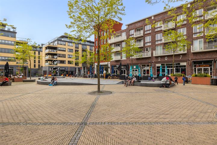 Bekijk foto 33 van Londenstraat 84