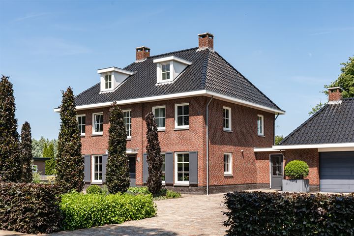 View photo 51 of Oude Kruisweg 1