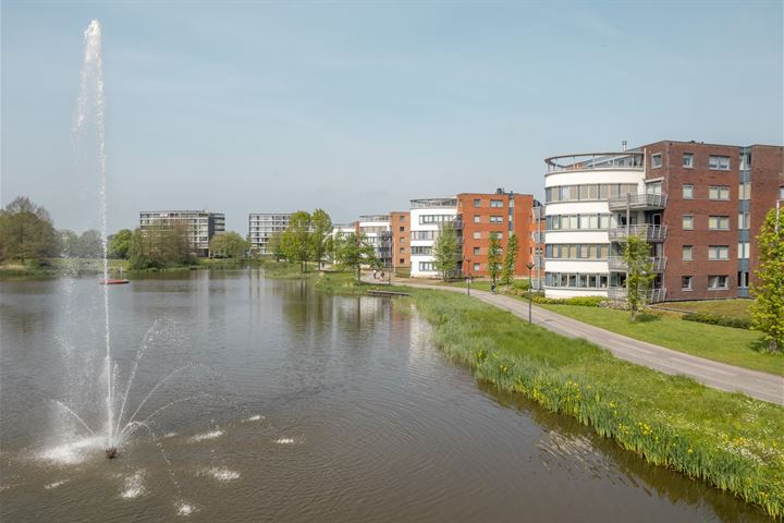 Bekijk foto 4 van Mevrouw De Rooweg 37