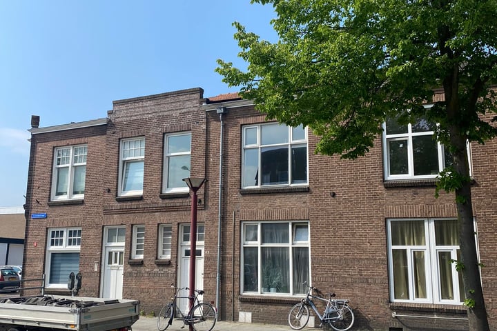 Bekijk foto 1 van Scheldestraat 49-A