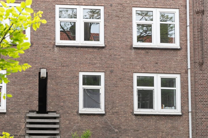 View photo 42 of Nickeriestraat 37