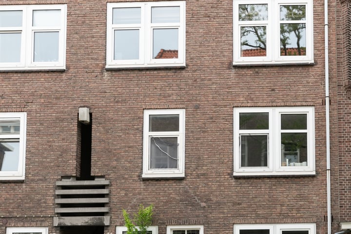 View photo 37 of Nickeriestraat 37