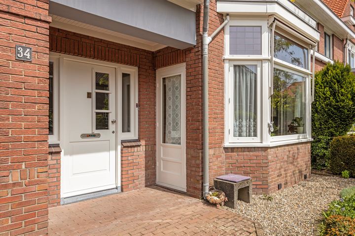 View photo 5 of Reestraat 34