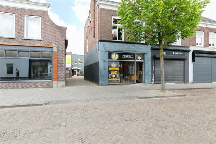 Bekijk foto 42 van Stationsstraat 79-A