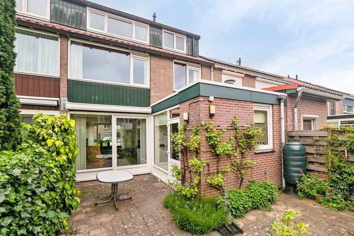 Bekijk foto 30 van Deltastraat 66