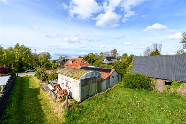 Bekijk foto 36 van Markeweg 111