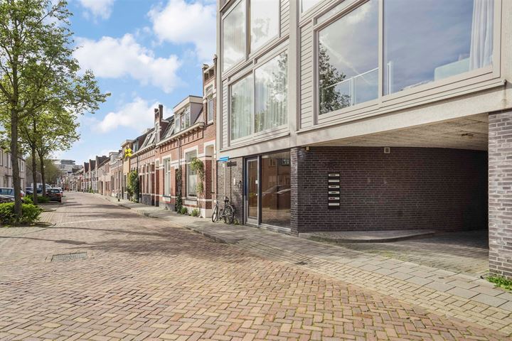 Bekijk foto 35 van Hoogvensestraat 81-A