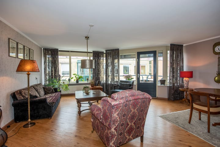 Foto 4 van Bouwstraat 11