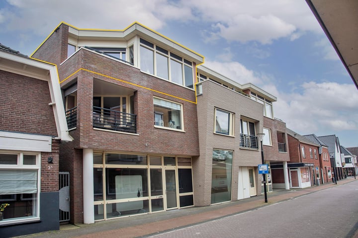 Bekijk foto 21 van Bouwstraat 11