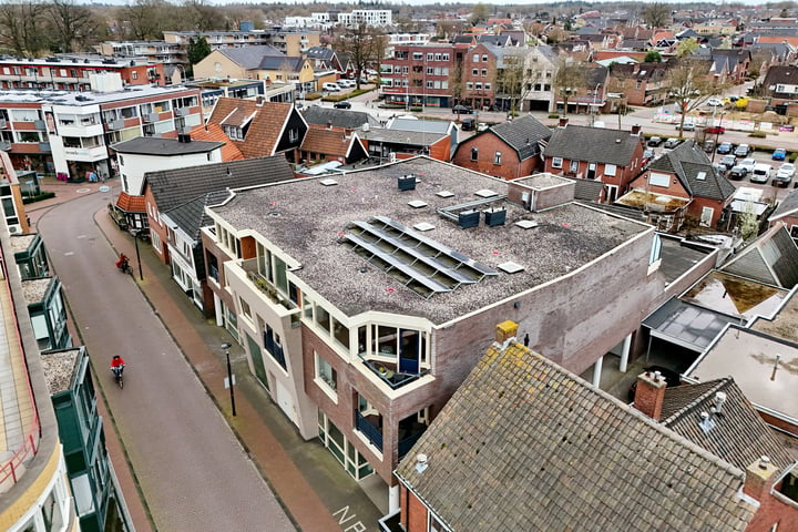 Bekijk foto 32 van Bouwstraat 11