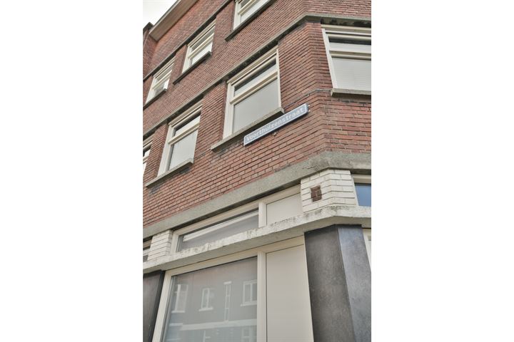 View photo 35 of Voorthuizenstraat 49