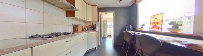 View 360° photo of keuken of Burg. van Beckhovenstraat 20