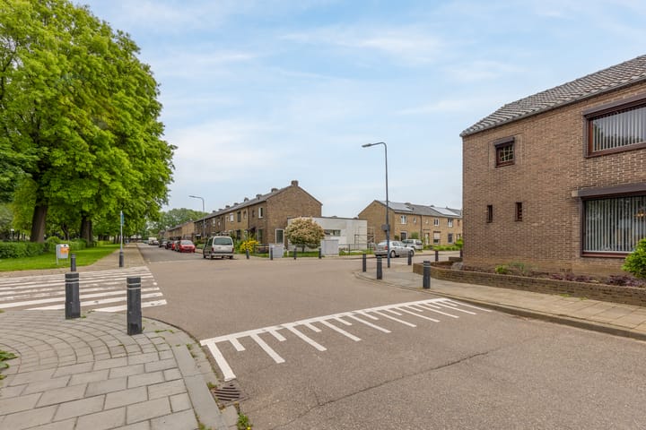 Foto 4 van Henric van Veldekestraat 30