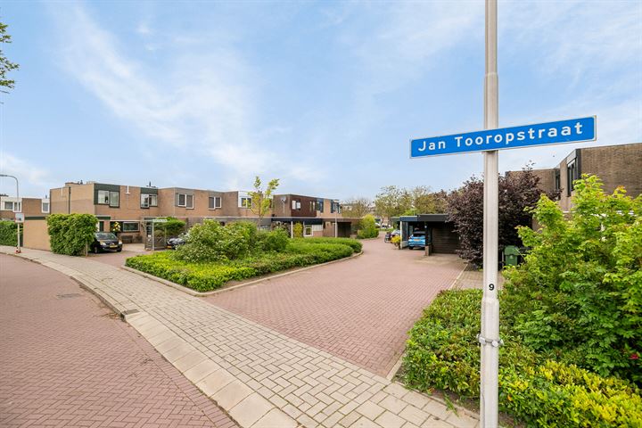 Bekijk foto 36 van Jan Tooropstraat 39