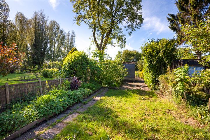 Bekijk foto 40 van Brugweg 17