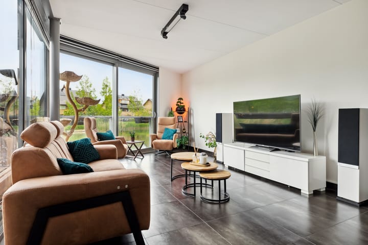 Foto 19 van Juwelenstraat 25