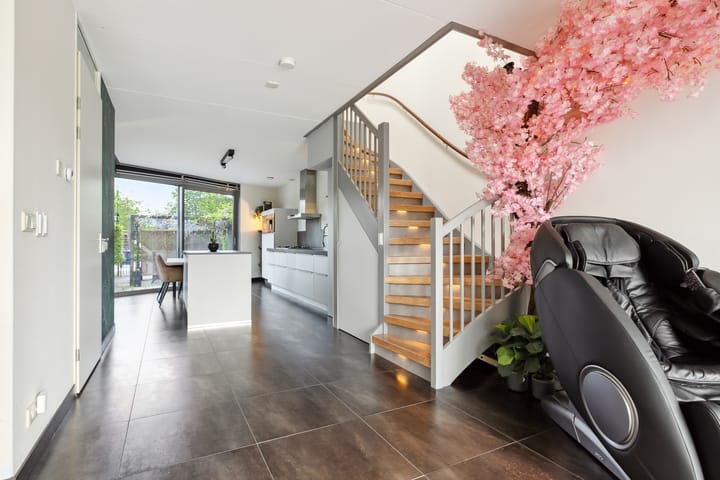 Foto 25 van Juwelenstraat 25