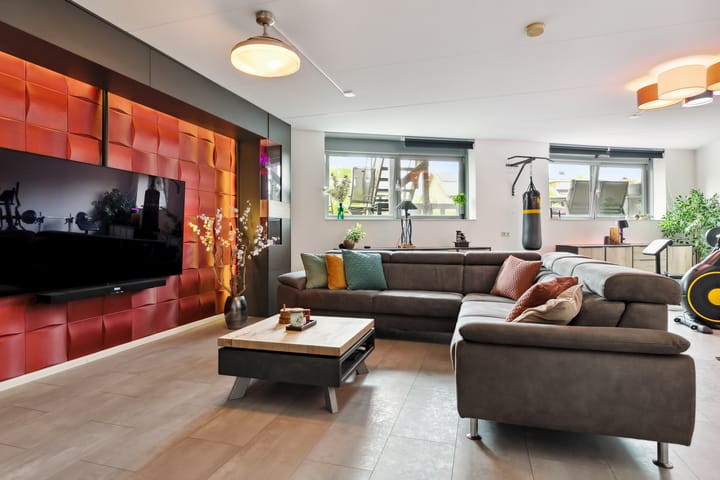 Foto 33 van Juwelenstraat 25