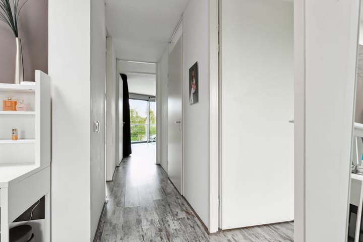 Foto 47 van Juwelenstraat 25