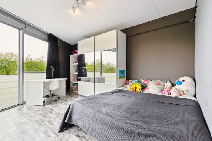 Foto 48 van Juwelenstraat 25