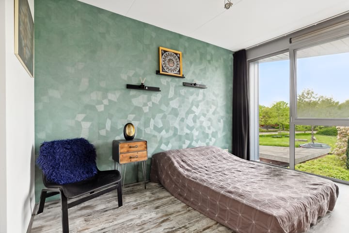 Foto 51 van Juwelenstraat 25