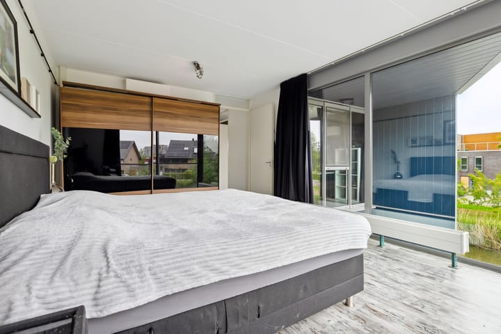 Foto 55 van Juwelenstraat 25