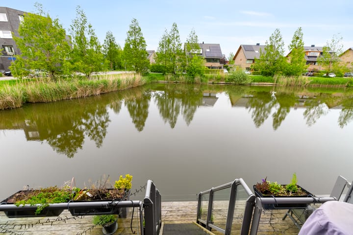 Foto 67 van Juwelenstraat 25