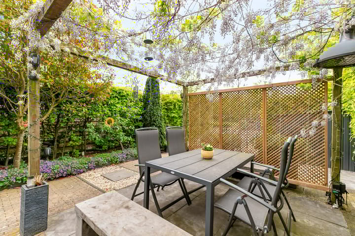 Foto 77 van Juwelenstraat 25