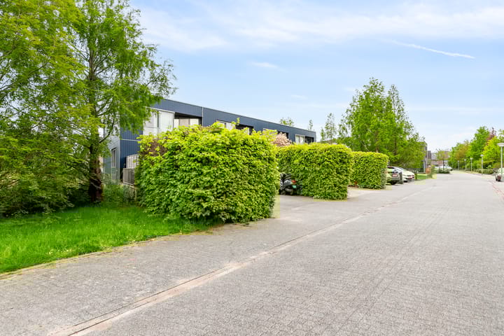 Foto 79 van Juwelenstraat 25