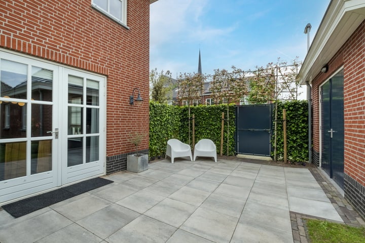 View photo 44 of Graaf Albrechtstraat 19