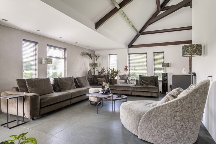 Foto 2 van Hoenderkamp 6