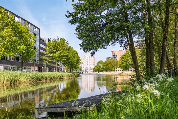 Bekijk foto 38 van Burgemeester Jhr. Quarles van Uffordlaan 317