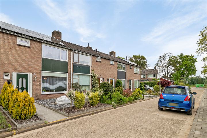 Bekijk foto 2 van van Dorenborchstraat 46