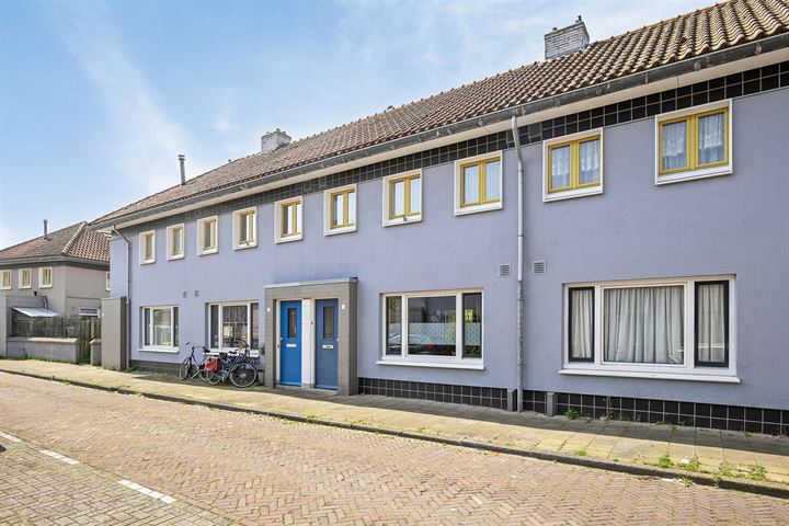 View photo 3 of Pirolastraat 5