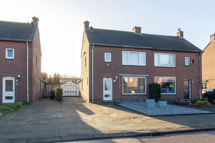 Bekijk foto 1 van Dijkveldstraat 31