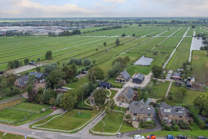 Bekijk foto 5 van Lekdijk-Oost 68-.