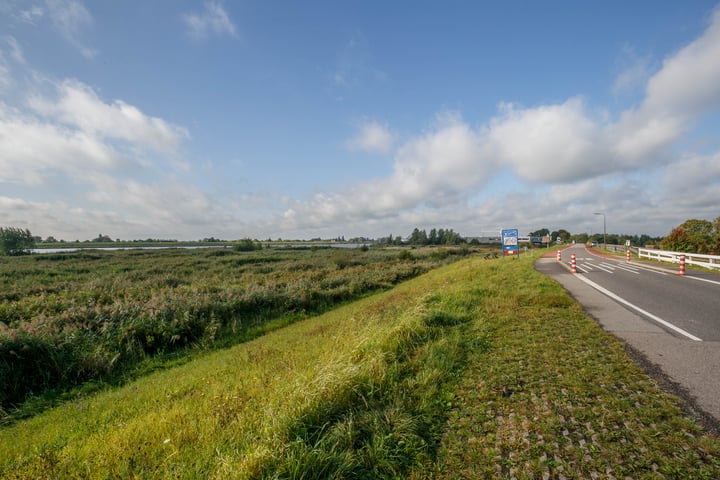 Bekijk foto 11 van Lekdijk-Oost 68-.