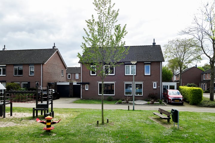 Bekijk foto 4 van Wienkeskoel 29