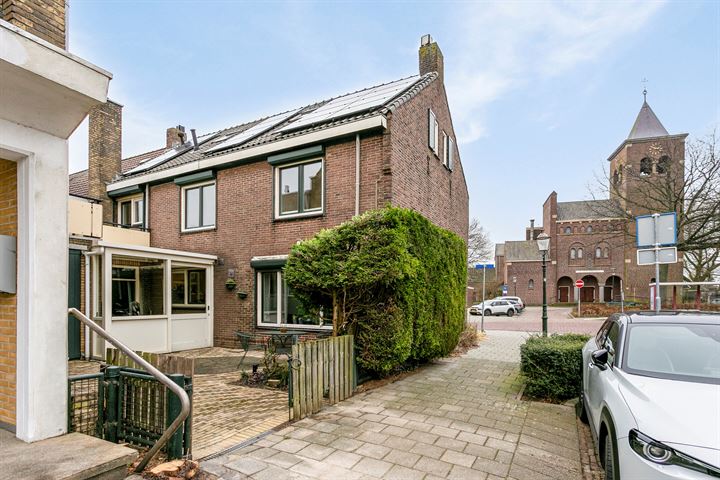 View photo 33 of Hoofdstraat 17