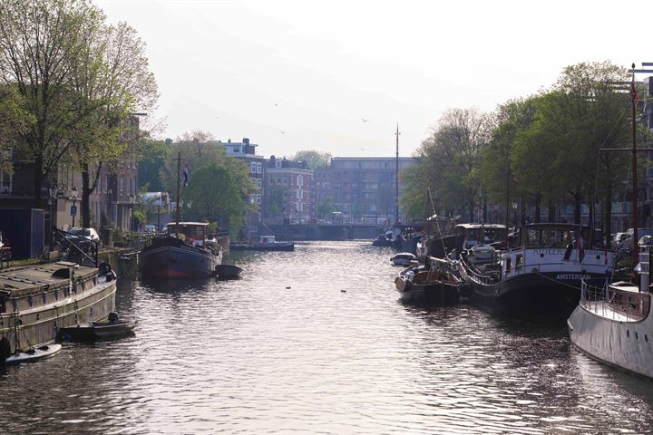 Bekijk foto 30 van Barentszplein 2-K