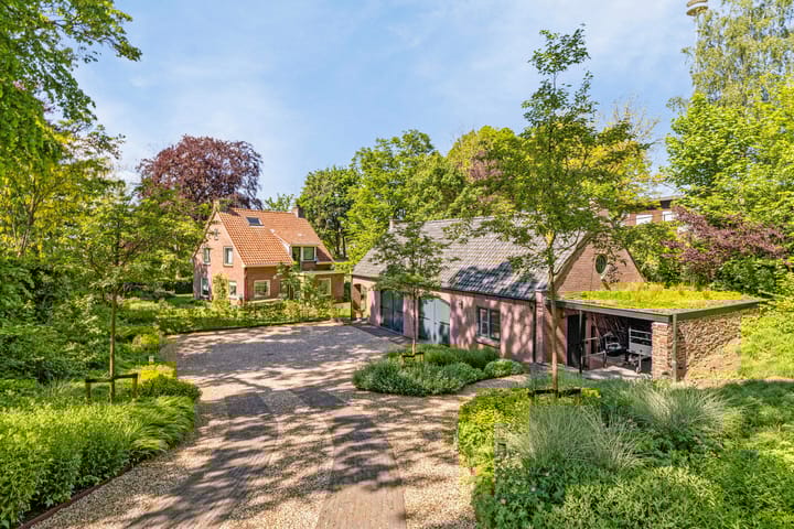 Foto 16 van Koningin Elisabethplantsoen 4