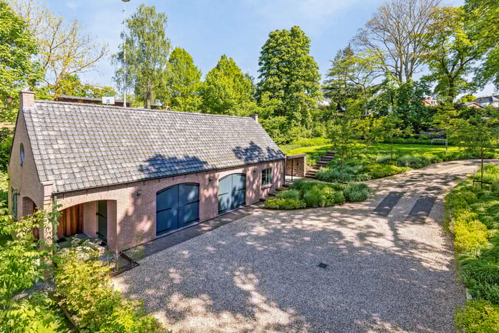 Foto 3 van Koningin Elisabethplantsoen 4