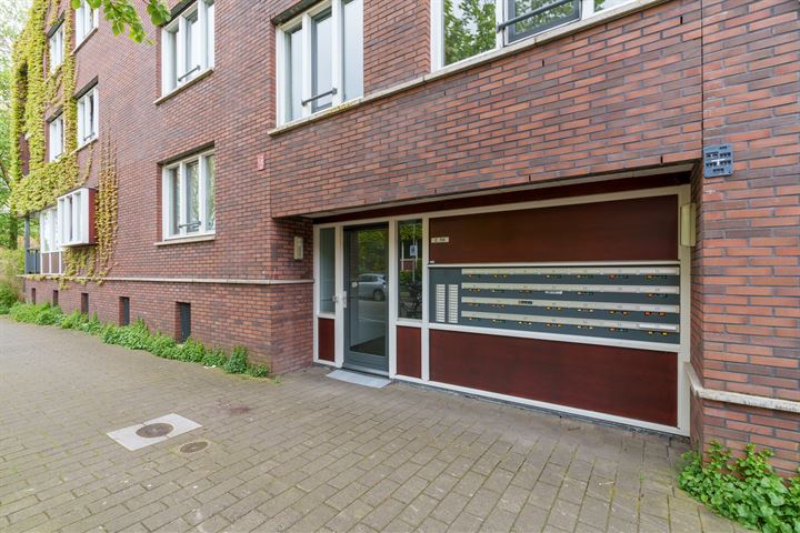 Bekijk foto 6 van Molukkenstraat 12